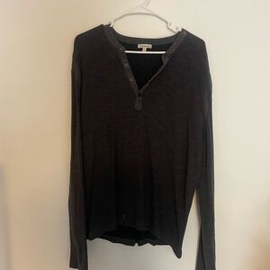 Women's Black Long Sleeve Top